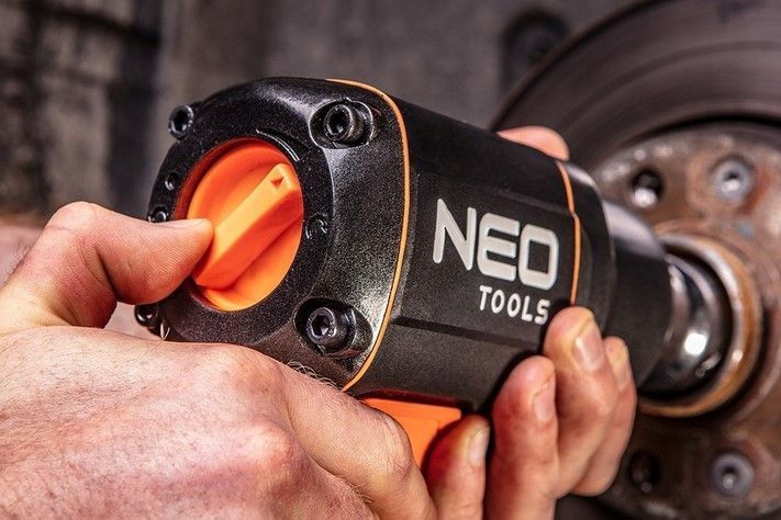 Гайковерт пневматичний для шиномонтажу 3/4" NEO tools 14-008 пневматичний гайковерт MGT-14-008 фото