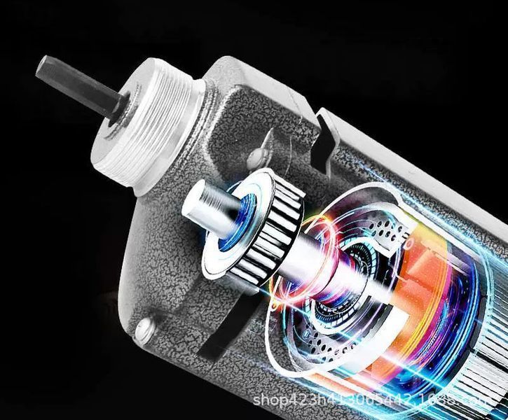 Вібратор для бетону VibeForge Pro-35 1,5м 700 Вт 4000 об/мин вібратор глибинний будівельний вібратор для бетону MGT-PRO-35 фото