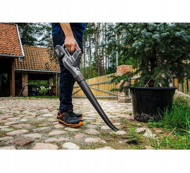 Акумуляторна бездротова повітродувка GRAPHITE 58G031 18В повітродув садовий акумуляторний MGT-58G031 фото