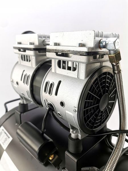 Безмасляний компресор малошумний 2 циліндра Cyklon 50L повітряний компресор MGT-447314_max фото