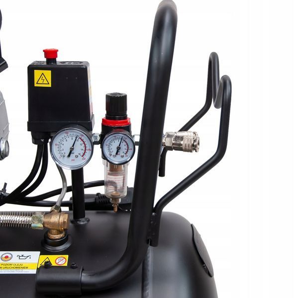Масляний компресор двопоршневий 3 кВт 100л Airbox 320 л/хв MGT-EVO100V фото
